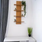 - Free Parking, Close To Unihospital, Retail Park Area Апартамент