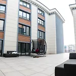 Апартамент - Free Parking, Close To Unihospital, Retail Park Area Панагюрище