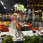 Апартамент - Free Parking, Close To Unihospital, Retail Park Area Панагюрище