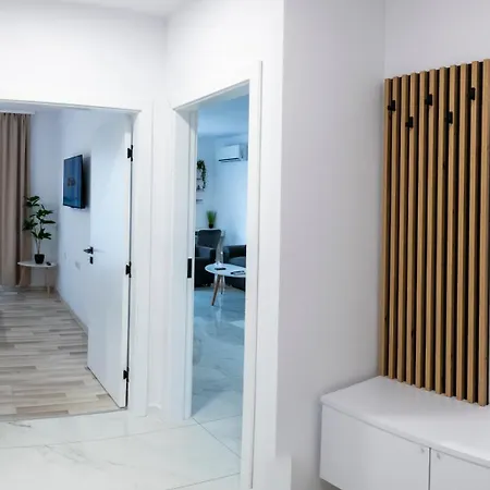 Apartmán - Free Parking, Close To Unihospital, Retail Park Area Panagjurište